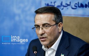 حقوق اسفندماه کارمندان به موقع و حتی زودتر پرداخت می‌شود