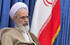 نامه مهم آیت الله اعرافی به پاپ رهبر کاتولیک‌های جهان