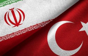 حرکت کاروان خودرویی شهروندان ترکیه از اغدیر به سمت ایران در حمایت از همبستگی دو ملت + فیلم