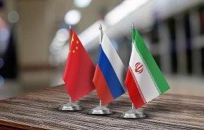 سفراء إيران والصين وروسيا يجرون مشاورات مع غروسي قبيل اجتماع مجلس المحافظين