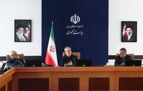خدمت‌رسانی با کیفیت، عدالت و بهره‌وری باید در متن اداره کشور قرار گیرد