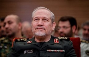 سرلشکر صفوی: معادلات دشمنان را تحت تأثیر قرار داده‌اند
