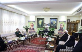 دیدار دبیر شورای عالی امنیت ملی با خانواده شهید لاریجانی
