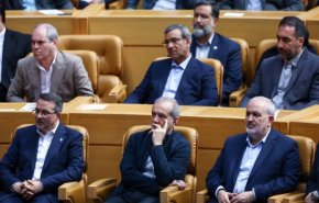 سپردن مسئولیت‌ها به افراد توانمند، زمینه‌ساز پیشرفت و تقویت اعتماد مردم است