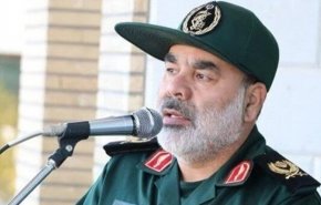 قائد القوة البرية في حرس الثورة : الشعب الإيراني لا يخشى أي قوة