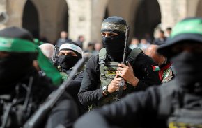 حين يطلب من المظلوم أن يتخلى عن قوته