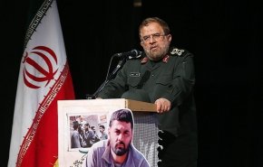 سرلشکر ایزدی: به هرگونه تحرک دشمن پاسخ می‌دهیم
