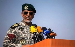 دریادار سیاری:رمز ایستادگی در برابر دشمن، اراده و مقاومت است