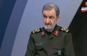 أمين المجلس الأعلى للأمن القومي الإيراني: مضيق هرمز مغلق تماماً