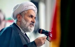 طائب: تقلا و جنگ واشنگتن برای مدیریت تنگه هرمز، گواه اقتدار دریایی ایران است
