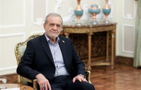 بزشكيان: لا مشكلة لنا مع دول المنطقة.. مشكلتنا مع القواعد الأمريكية
