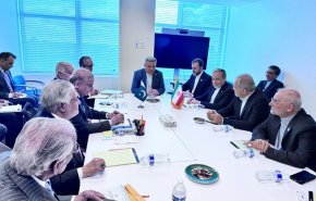 دیدار پزشکیان با نخست‌وزیر پاکستان در نیویورک