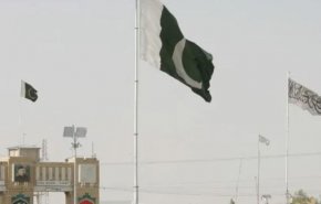 پاکستان با تایید حمله هوایی به افغانستان مدعی هدف قرار دادن تروریست‌ها شد