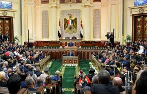 چرا پارلمان مصر رأی به حمایت نظامی از عربستان را به تعویق انداخت؟