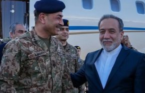 وصول قائد الجيش الباكستاني إلى طهران للمشاركة في اجتماع أمني رباعي