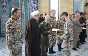 اعطای عطیه فرمانده معظم کل قوا به دانش‌آموختگان دانشگاه افسری پدافند هوایی خاتم‌الانبیاء