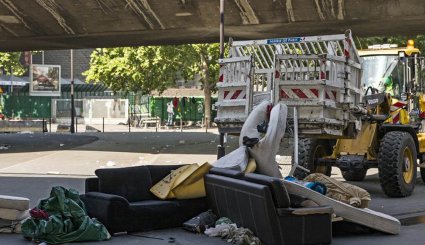 تخلیه کمپ پناهجویان در پاریس | تصاویر‎