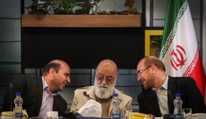 جلسه اعضای شورای شهر تهران در باغ کتاب | تصاویر