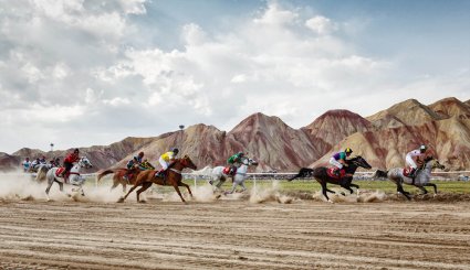کورس اسب دوانی آذربایجان شرقی
