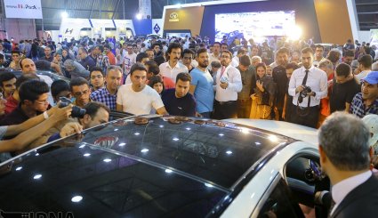 شانزدهمین نمایشگاه بین المللی خودرو در شیراز/ تصاویر
