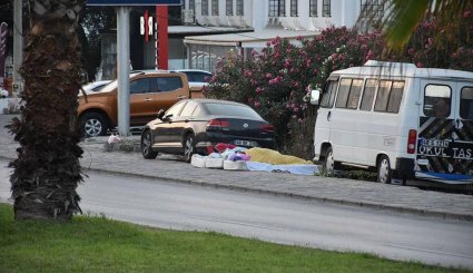 خیابان خوابی مردم ترکیه درپی وقوع زلزله 