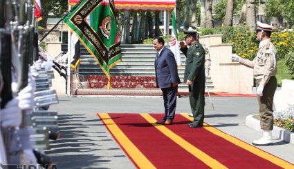 مراسم استقبال رسمی از وزیر دفاع عراق
