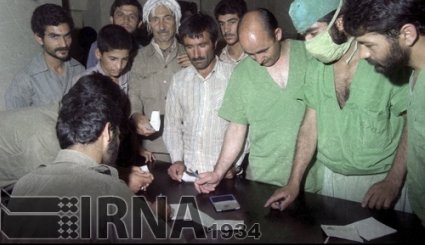 دوم مرداد 1360 - دومین دوره انتخابات ریاست جمهوری ایران/ تصاویر