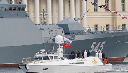 رژه روز نیروی دریایی روسیه
