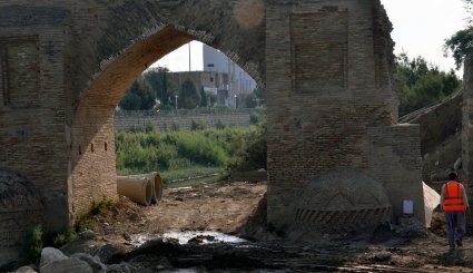 بازسازی پل تاریخی آق‌قلا/ تصاویر
