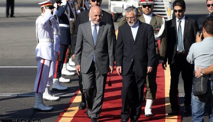 عکسهایی از لحظه ورود رییس جمهوری افغانستان به تهران