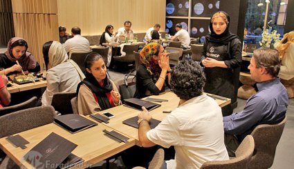 گزارش خبرگزاری فرانسه از رستوران اروپایی در تهران