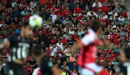 هفته چهارم لیگ برتر فوتبال/ دیدار پرسپولیس با سیاه جامگان. تصاویر