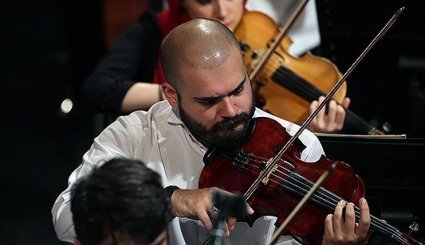 اجرای ارکستر سمفونیک تهران به رهبری شهرداد روحانی/ تصاویر
