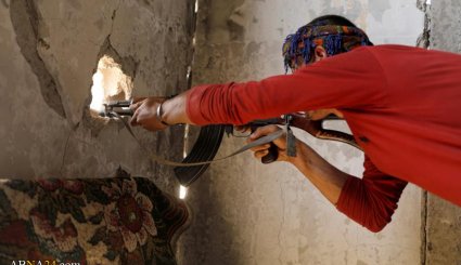 ادامه نبرد با داعش در شهر رقه سوریه