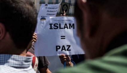 Spain's Muslim Community Denounces Barcelona and Cambrils Attacks
