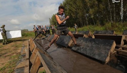 مسابقه عبور از موانع سخت و دشوار در روسیه