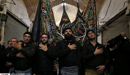 عزاداری حسینی در بازار تبریز + تصاویر
