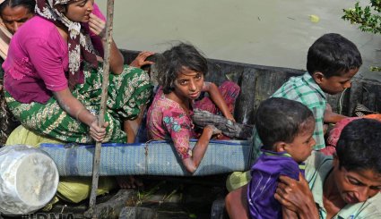 سایه مرگ و وخامت اوضاع آوارگان مسلمان روهینگیا در میانمار + تصاویر