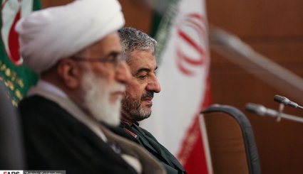 نشست هماهنگی برگزاری مراسم چهلمین سالگرد پیروزی انقلاب اسلامی + تصاویر