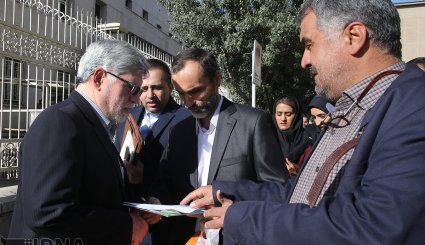 تصاویر/ حاشیه دادگاه حمید بقایی