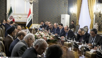 استقبال رسمی از نخست وزیر عراق + تصاویر