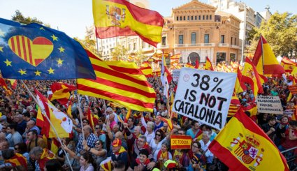 اجتماع مخالفان جدایی در کاتالونیا