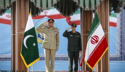 استقبال رسمی از فرمانده ارتش پاکستان