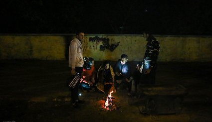 حضور مردم همدان در سطح شهر پس از وقوع زلزله