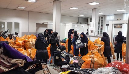 کمک‌های مردم تهران به زلزله‌زدگان کرمانشاه