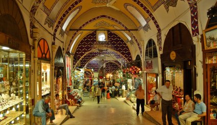 السوق المسقوف في إسطنبول.. تركيا