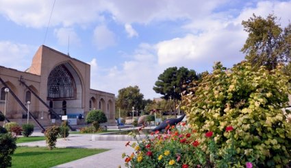 متحف التاريخ الطبيعي في مدينة اصفهان الايرانية