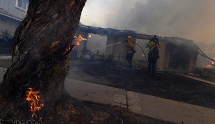 آتش سوزی مهیب در جنوب کالیفرنیا