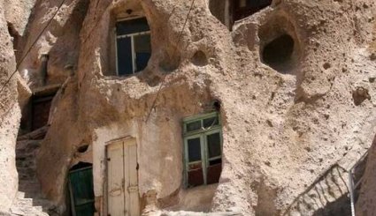 تصاویر حیرت آور از خانه های سنگی کندوان