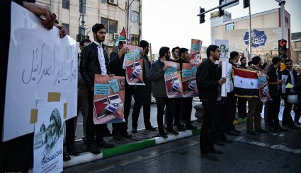 تجمع دانشجویی ضداستکباری در مشهد
